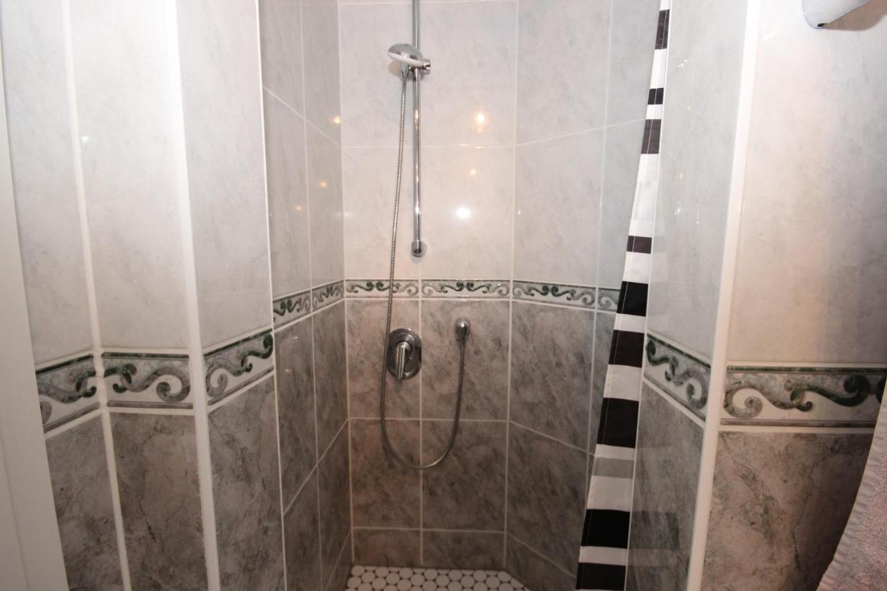 Residenz Rosengrund Mit Schwimmbad Und Sauna Büsum Esterno foto