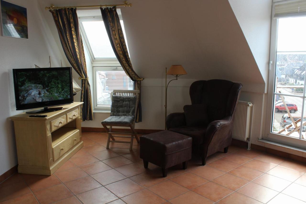 Residenz Rosengrund Mit Schwimmbad Und Sauna Büsum Esterno foto