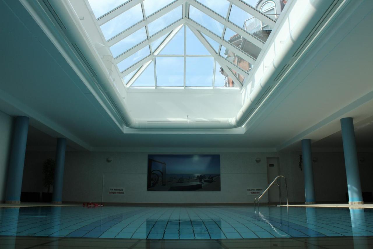 Residenz Rosengrund Mit Schwimmbad Und Sauna Büsum Esterno foto